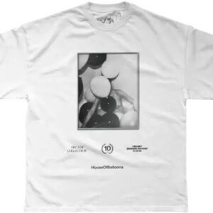 XO Beige Graphic T-Shirt